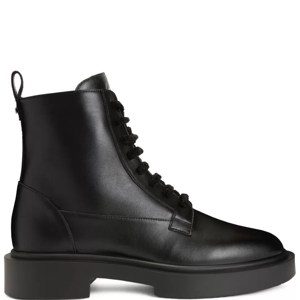 Uomo Giuseppe Zanotti Achille