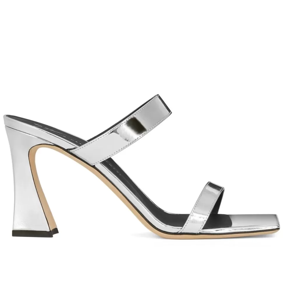 Donna Giuseppe Zanotti Flaminia