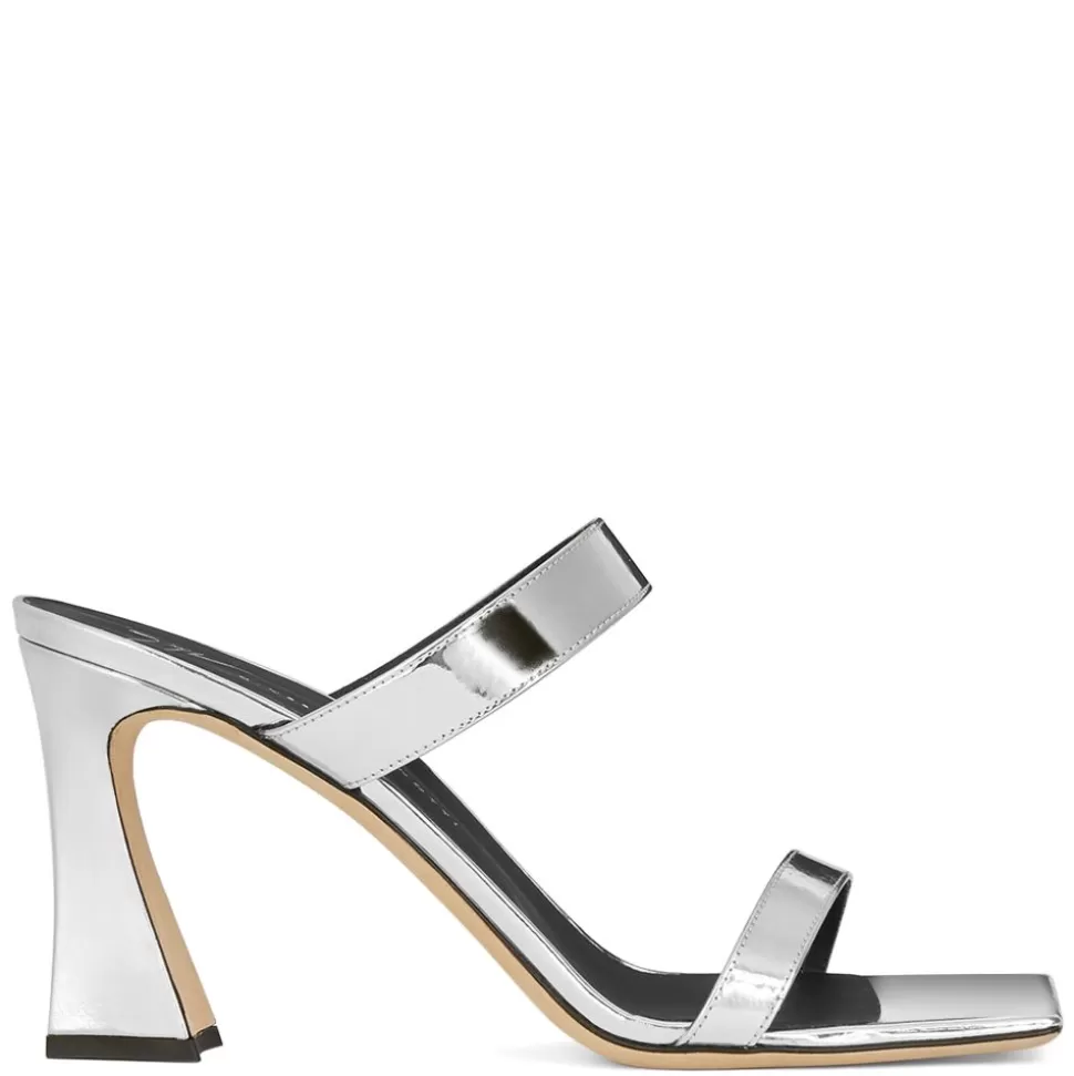 Donna Giuseppe Zanotti Flaminia