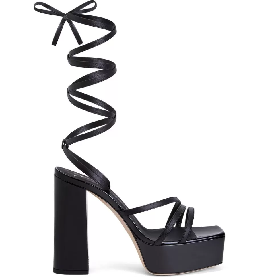 Donna Giuseppe Zanotti Flavienne