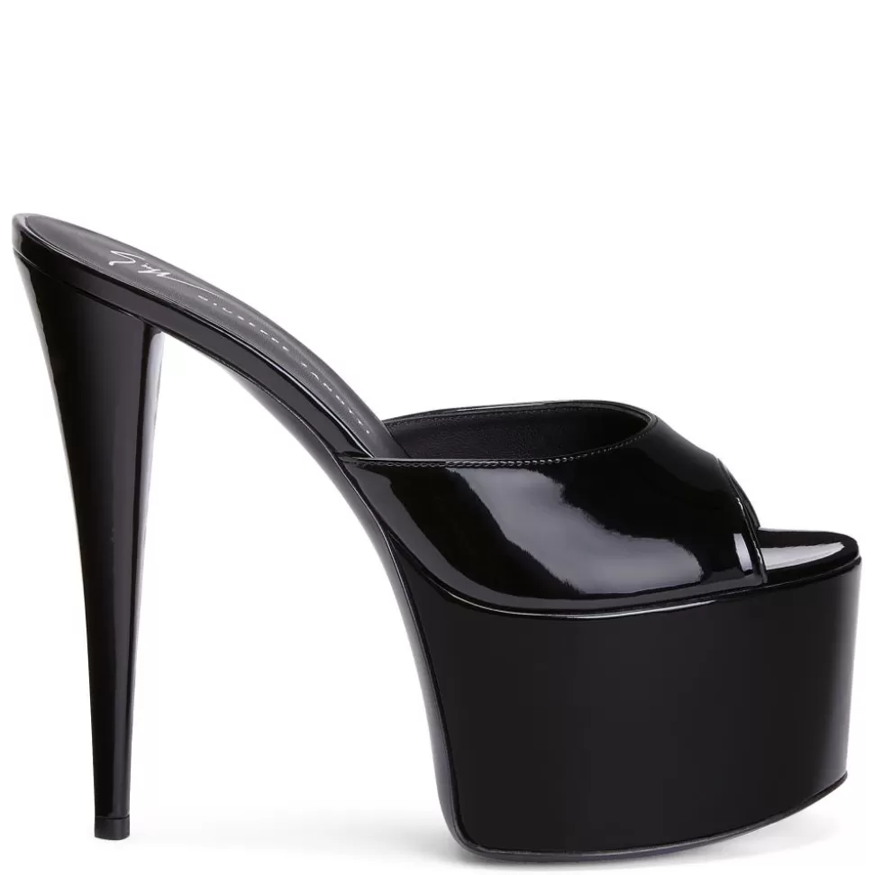 Donna Giuseppe Zanotti Gz Aida