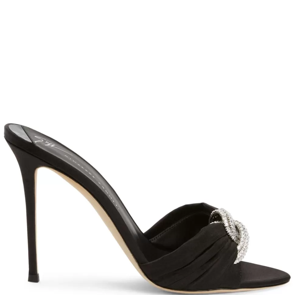 Donna Giuseppe Zanotti Intriigo Knot