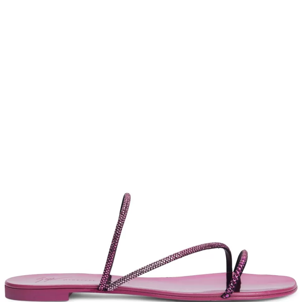 Donna Giuseppe Zanotti Julianne Flat