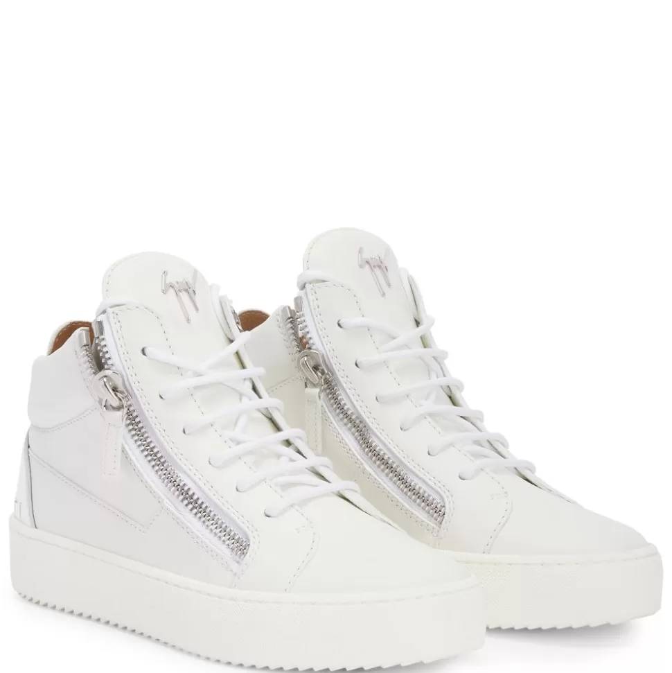 Donna Giuseppe Zanotti Kriss