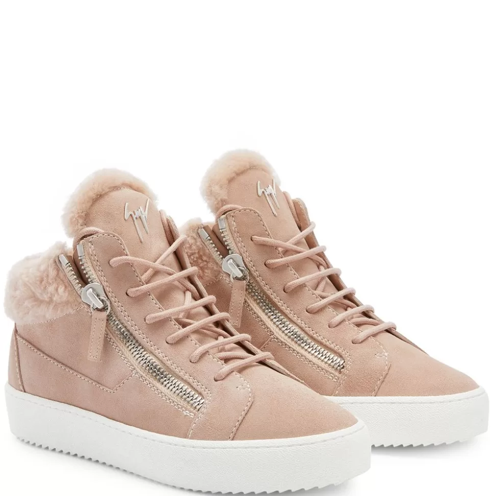 Donna Giuseppe Zanotti Kriss Winter