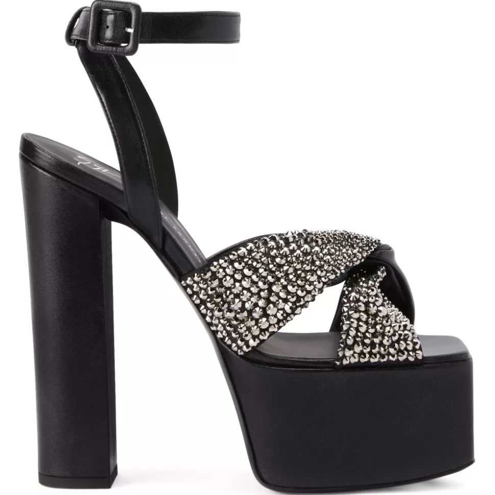 Donna Giuseppe Zanotti Souree